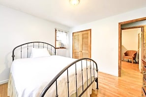 2 Schlafzimmer, Bügeleisen/Bügelbrett, kostenloses WLAN, Bettwäsche