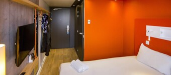 ibis budget Beauvais Aeroport
