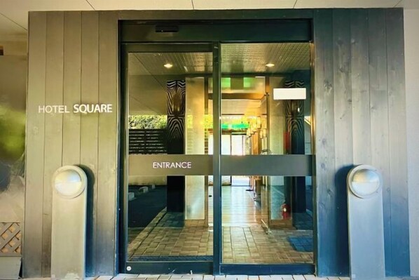 Exterior - Hotel Square Numazu (Numazu)