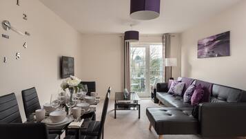 TV, Netflix, streaming services