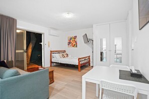1 bedroom, iron/ironing board, WiFi, bed sheets