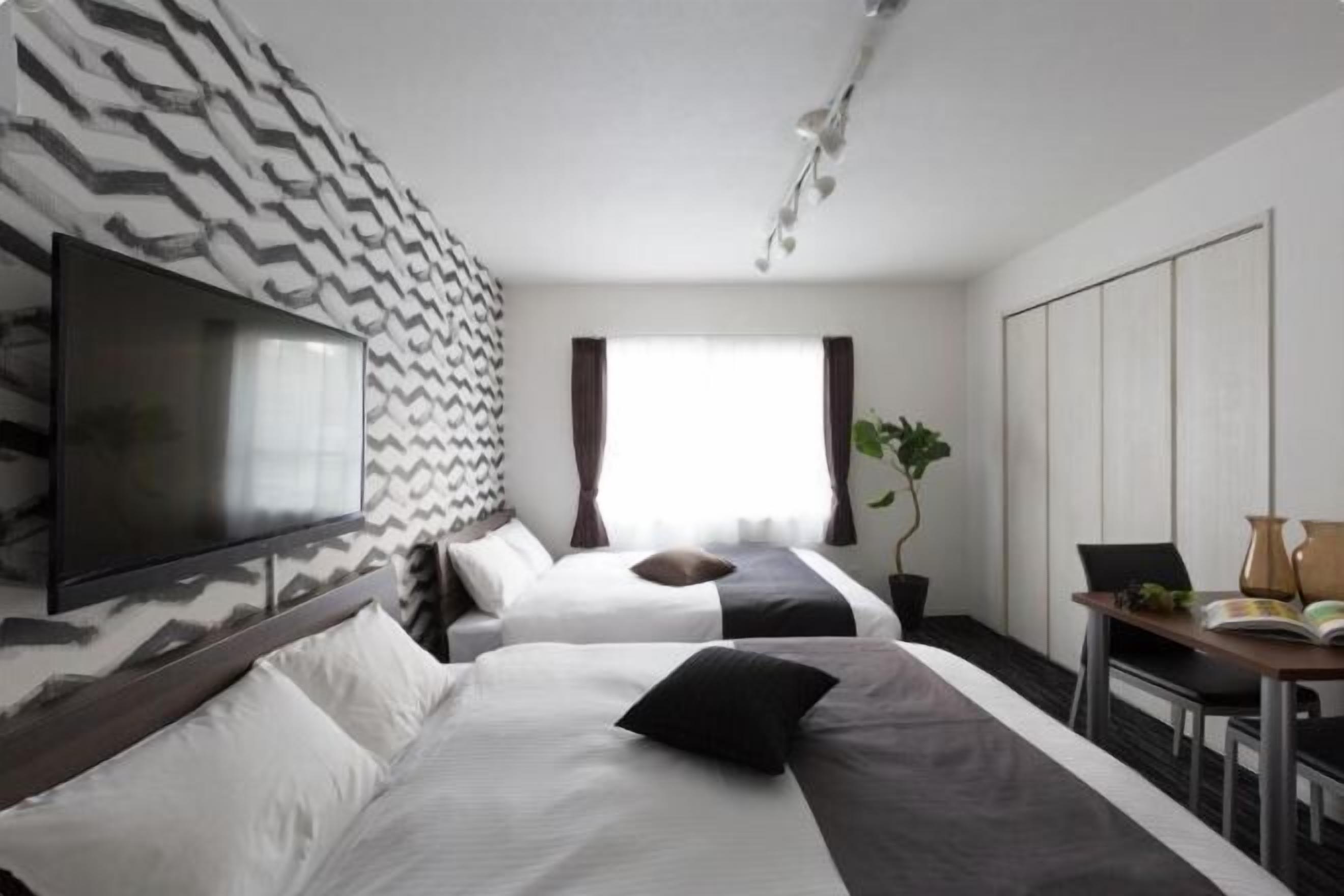 Tabla de planchar con plancha y wifi gratis 