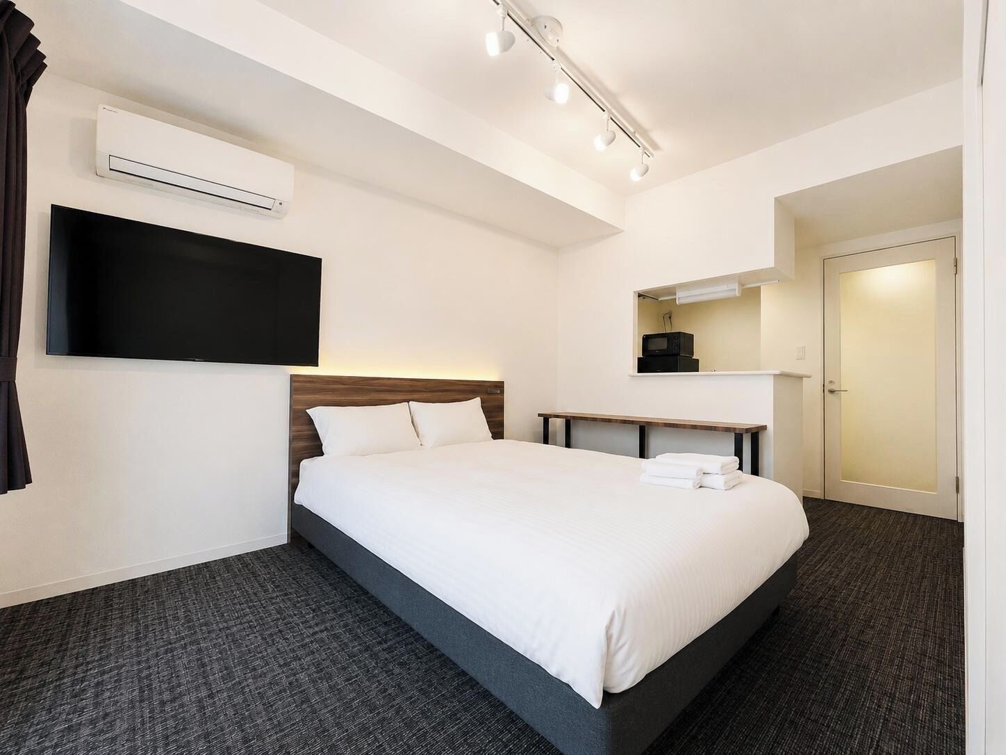 Chambre Standard avec lits jumeaux | Fer et planche à repasser, Wi-Fi gratuit