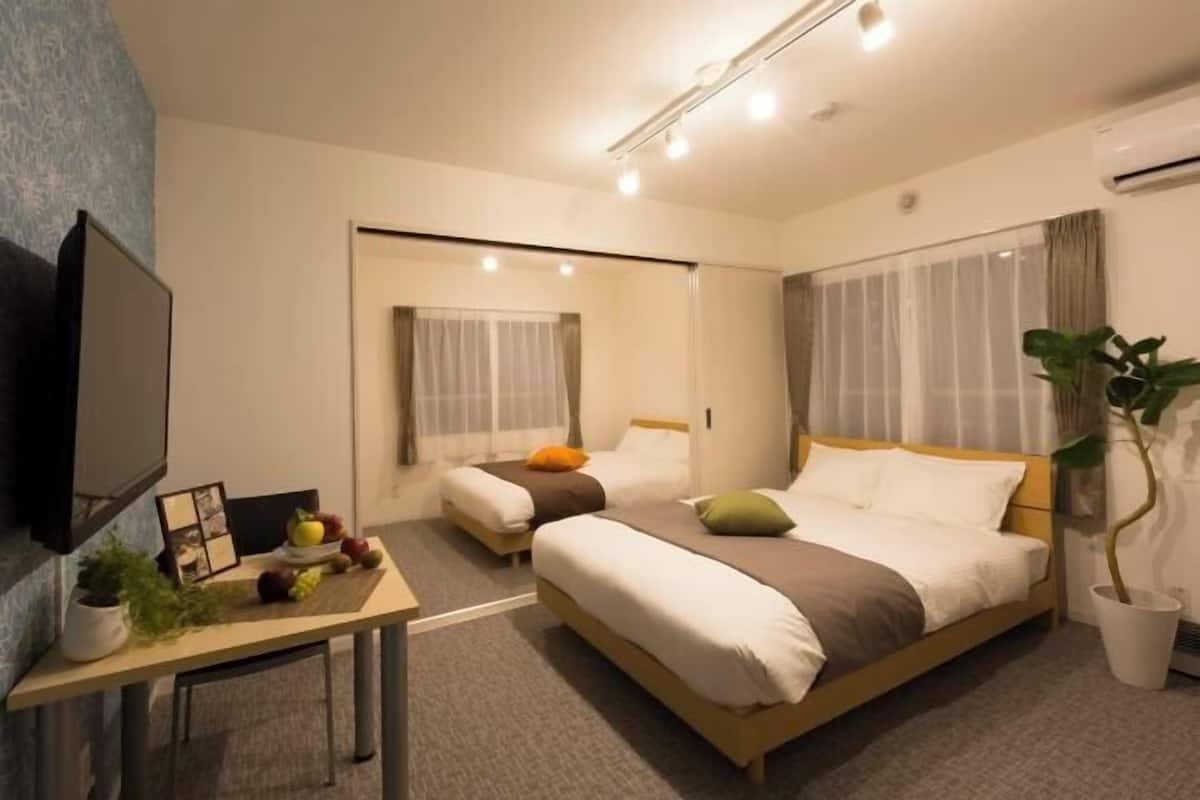 1 bedroom, iron/ironing board, free WiFi