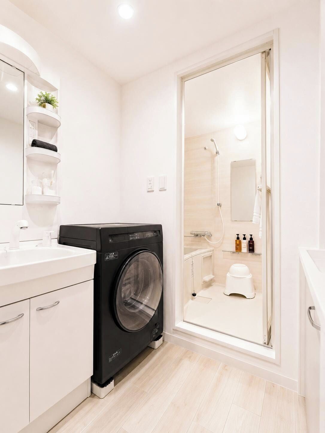 Kamar Twin | Kamar mandi | Kombinasi shower/bathtub dan pengering rambut