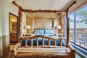 3 bedrooms, free WiFi, bed sheets - Experience Breckenridge in this cozy 3BR townhome with sauna and ski access, Cedars 53! (Breckenridge)