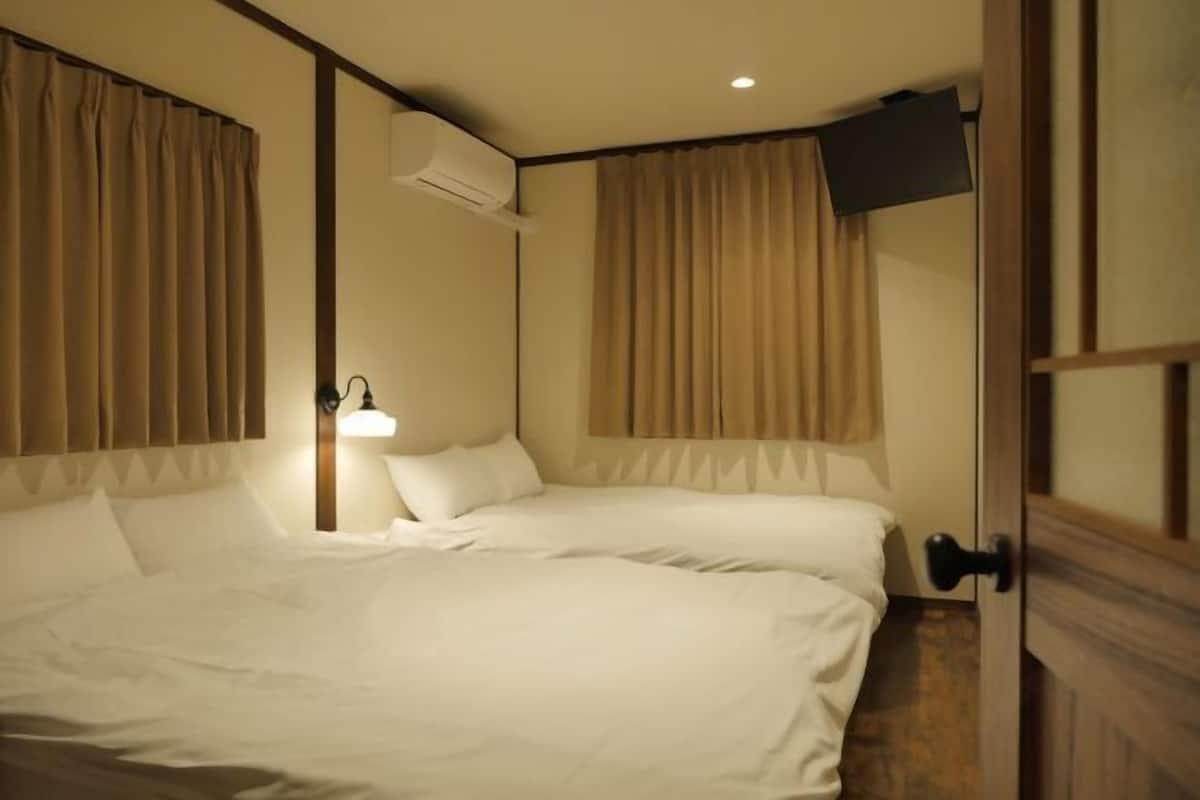 1 chambre, bureau, espace de travail pour ordinateur portable