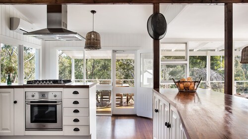 Green Gully House - your quintessential country retreat, just 10 mins from Daylesford