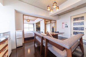 Room301 | Down comforters, free cribs/infant beds, free WiFi, bed sheets