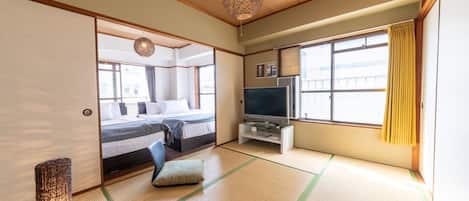 Room301 | 2 bedrooms, down duvets, free cots/infant beds, free WiFi