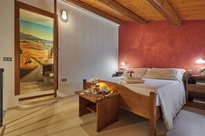 Coffres-forts dans les chambres, rideaux occultants, Wi-Fi gratuit