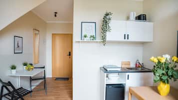 Comfort Single Room | Desk, free WiFi, bed sheets