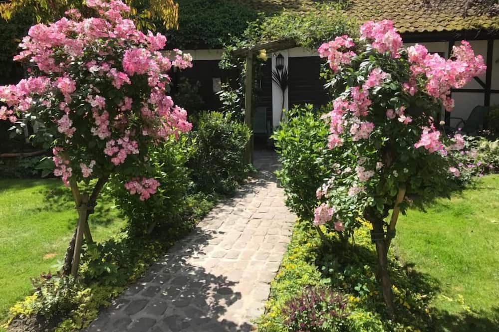 West Lodge Hotel - Bledlow