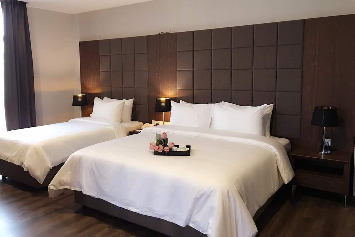 In-room safe, desk, blackout drapes, soundproofing