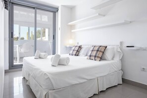 3 عدّة غرف نوم ومكواة/لوح كي وواي فاي مجانًا وملاءات أسرّة