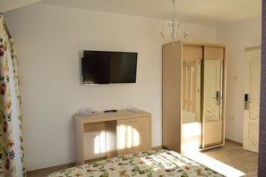 Habitació doble superior | Televisor