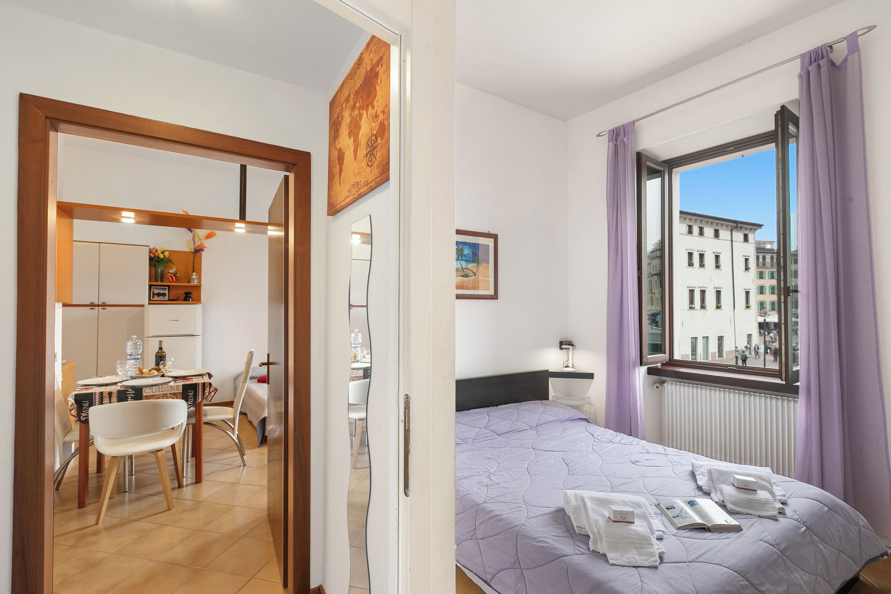 Appartement Familial, plusieurs chambres, en bord de lac (Lake View Historical Center Apartment) | 1 chambre, draps fournis