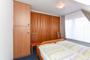 Unclassified image, 5 of 20, button - Vacation apartment Spiekeroog in the Pension Marlies - Holiday apartments in the hotel (Neuharlingersiel)