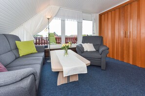 Unclassified image, 4 of 20, button - Vacation apartment Spiekeroog in the Pension Marlies - Holiday apartments in the hotel (Neuharlingersiel)