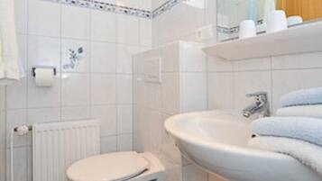 Handtücher, Seife, Toilettenpapier