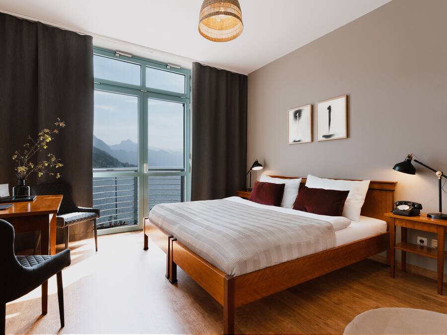 Panorama tweepersoonskamer, uitzicht op meer | Details aan de buitenkant