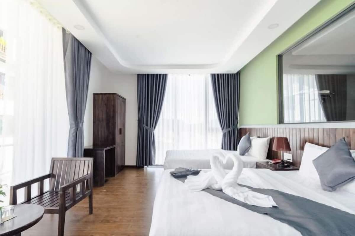 Premium bedding, pillow-top beds, minibar, desk