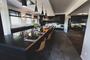 Dineren