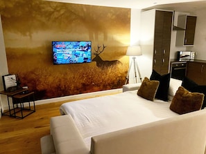 1 bedroom, iron/ironing board, free WiFi, bed sheets