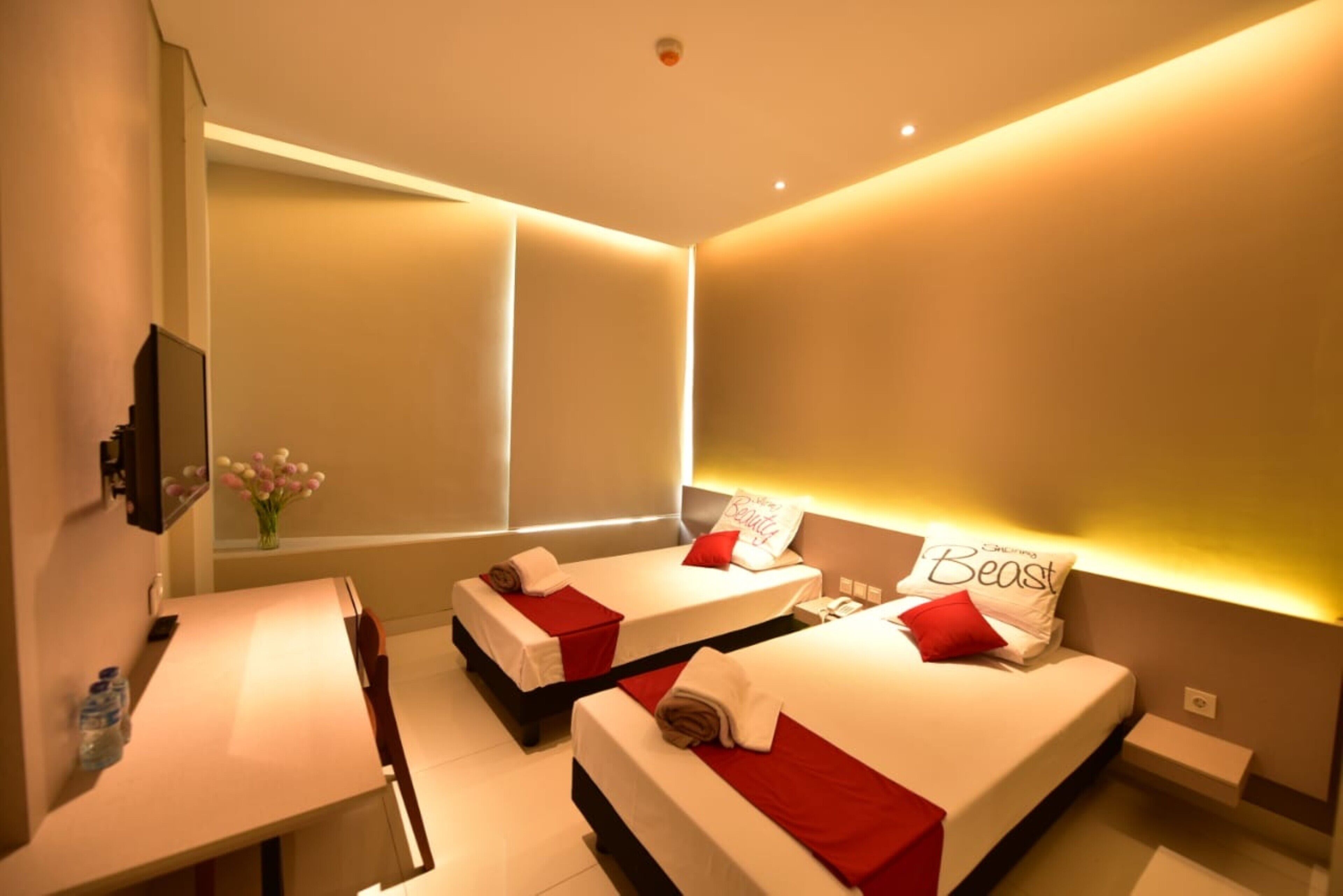 Desk, free WiFi, bed sheets