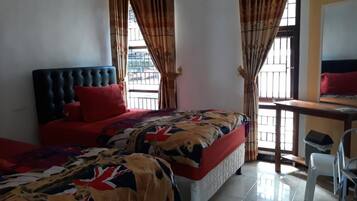 Desk, laptop workspace, free WiFi, bed sheets