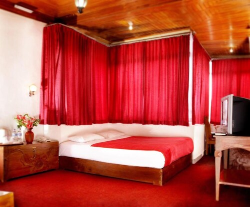 Ambun Suri Hotel
