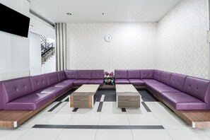 Lobby - The Edge by Lia (Cimahi)