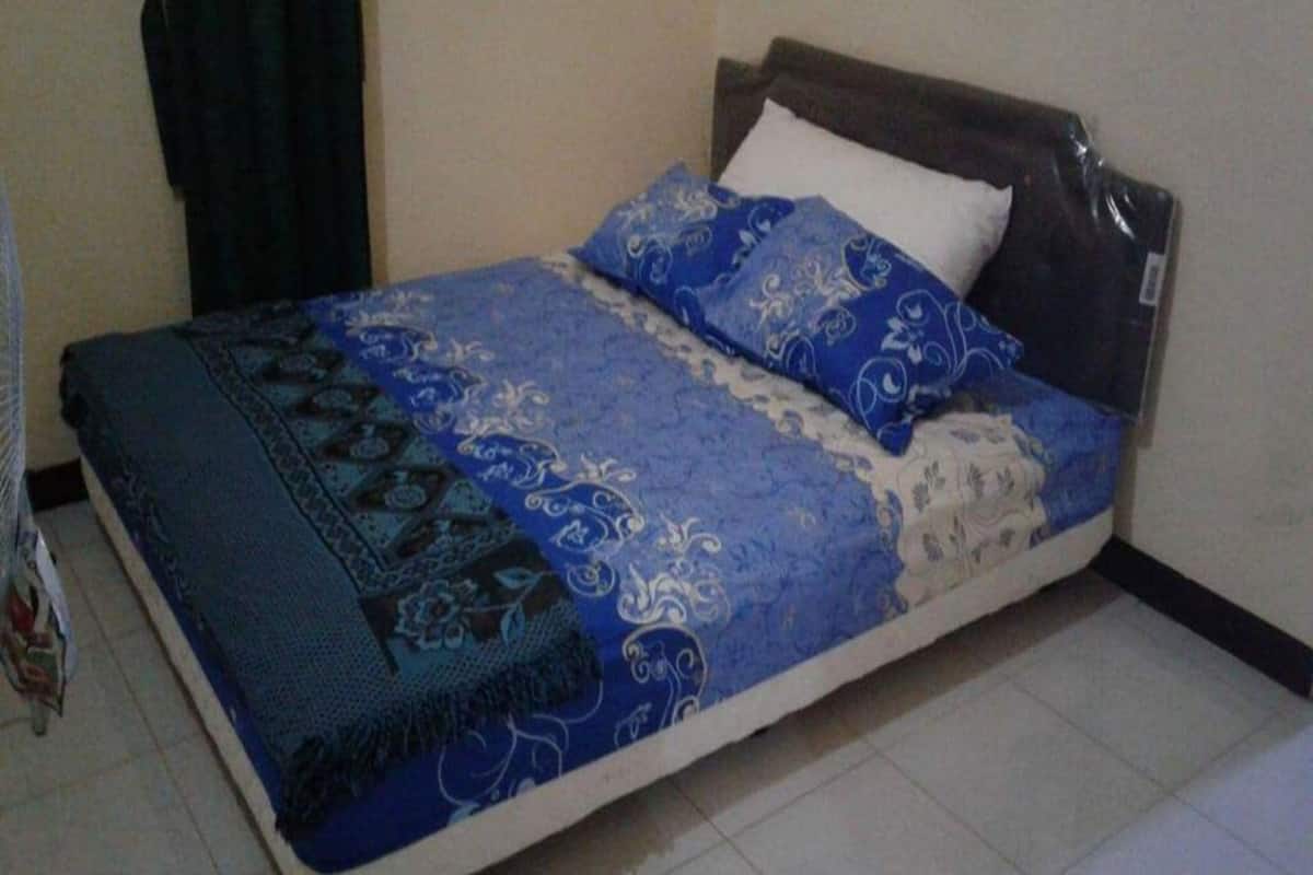 Standard Room | WiFi (free), bed sheets
