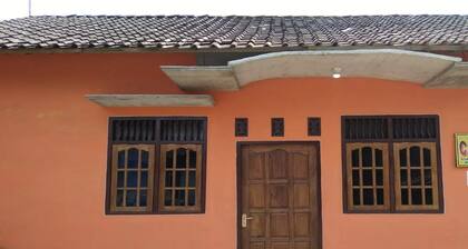 Homestay Cahaya - Hostel
