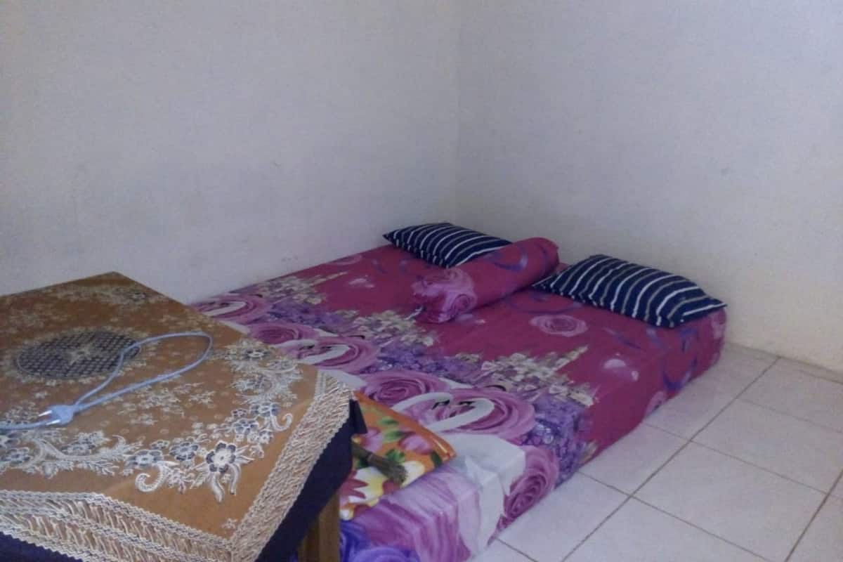 Shared Dormitory, Mixed Dorm | Free WiFi