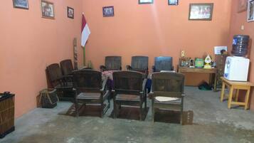 Kawasan tempat duduk lobi