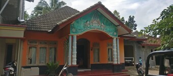 Pringsewu Craft Homestay - Hostel