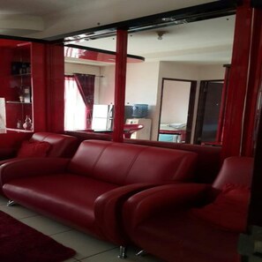 Room, 2 Bedrooms | Living room | TV - Mediterania Garden Residence 2 (Jakarta)