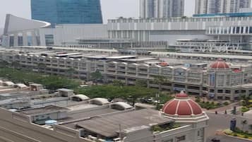 Pemandangan kota dari properti