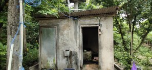 Shower, towels - Homestay Dulngori Syariah (Bantul)
