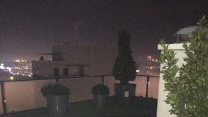 Unclassified image, 5 of 9, button - terrace mix (Istanbul)