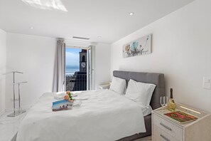 2 bilik tidur, Wi-fi percuma, cadar katil 