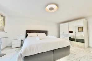 2 bedrooms, free WiFi, bed sheets