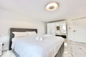 Family Apartment, Multiple Bedrooms (Yellow view apartment) | 2 bedrooms, free WiFi, bed sheets