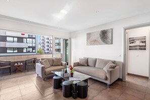 Family Apartment, Multiple Bedrooms (Art apartment) | Interior - Art apartment (Locarno)