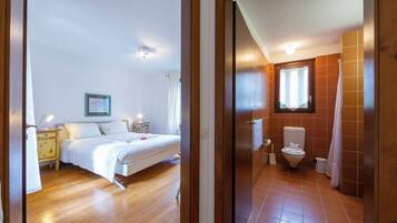 Family Apartment, 1 Bedroom (Casa Chiara)