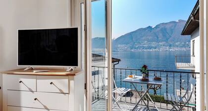 Garden on the lake 2