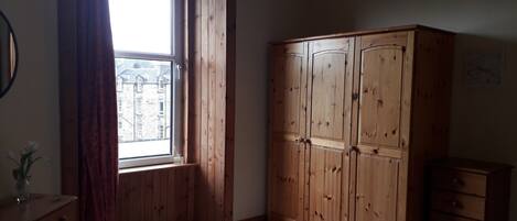 Departamento Deluxe | 3 habitaciones, tabla de planchar con plancha y cunas gratuitas