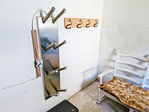 Interior - Lovely apartment for 4 people with WIFI and TV (Prutz)