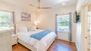 Room - Graytful~Paradise30A~Sleeps 4 (Grayton Beach)